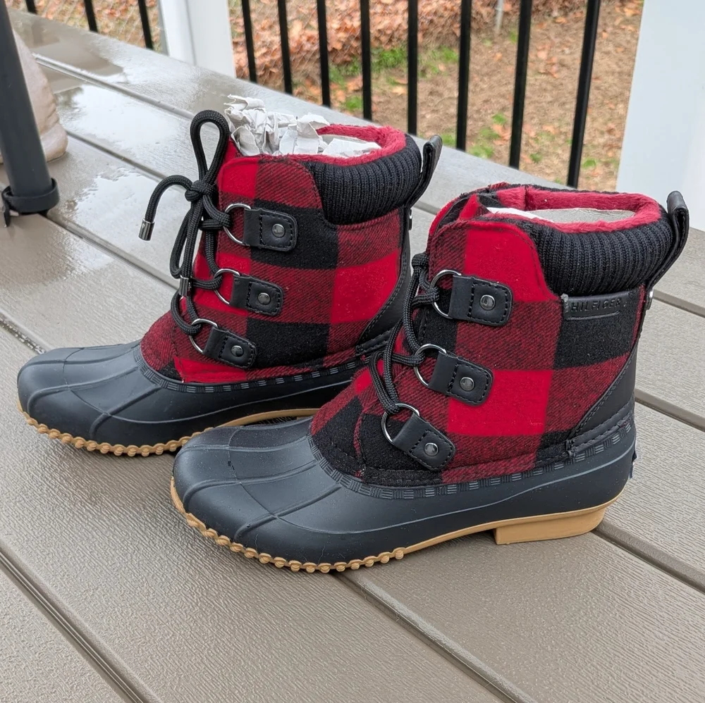 Tommy Hilfiger Buffalo Plaid Ankle Duck Boots